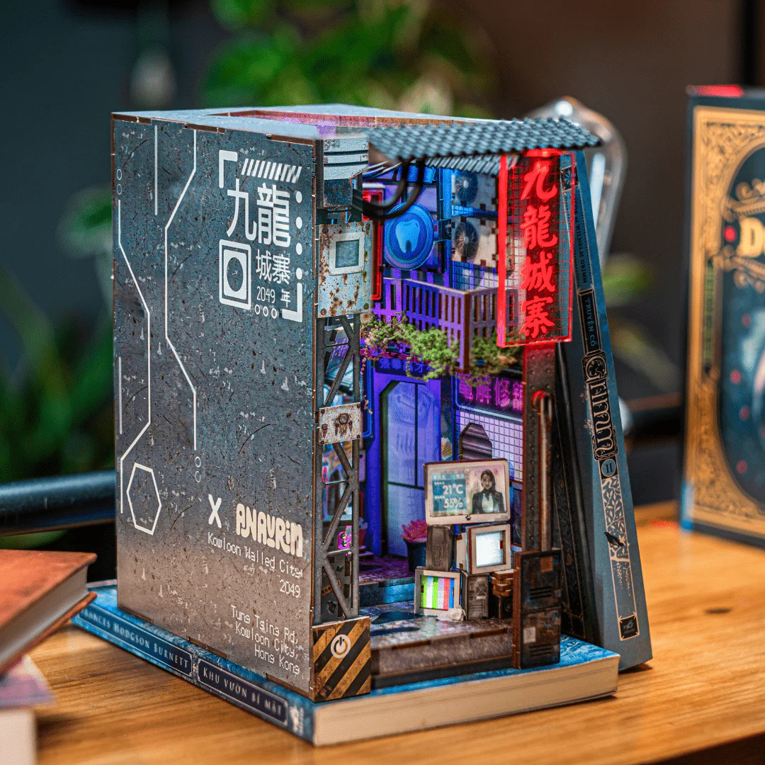 Kowloon Walled City 2049 Book Nook Kit - Image 10
