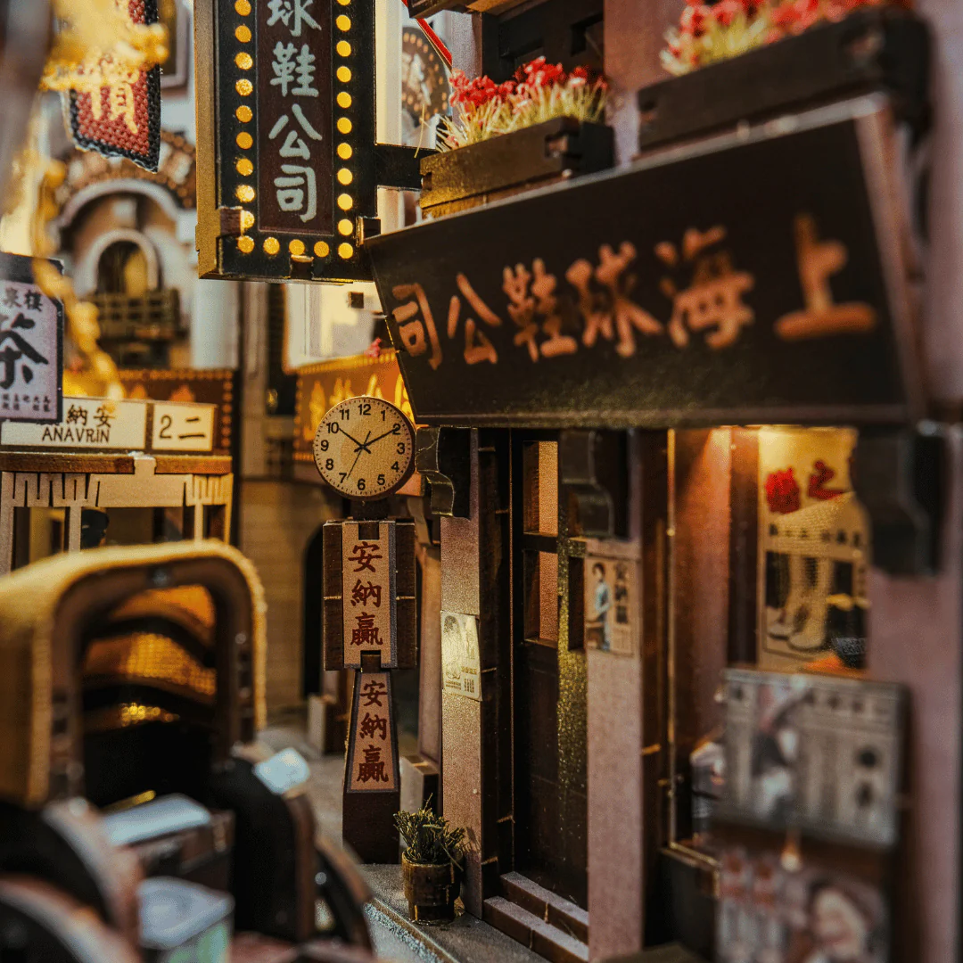 Old Shanghai Book Nook Kit - Image 14