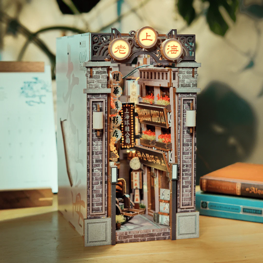 Old Shanghai Book Nook Kit - Image 4