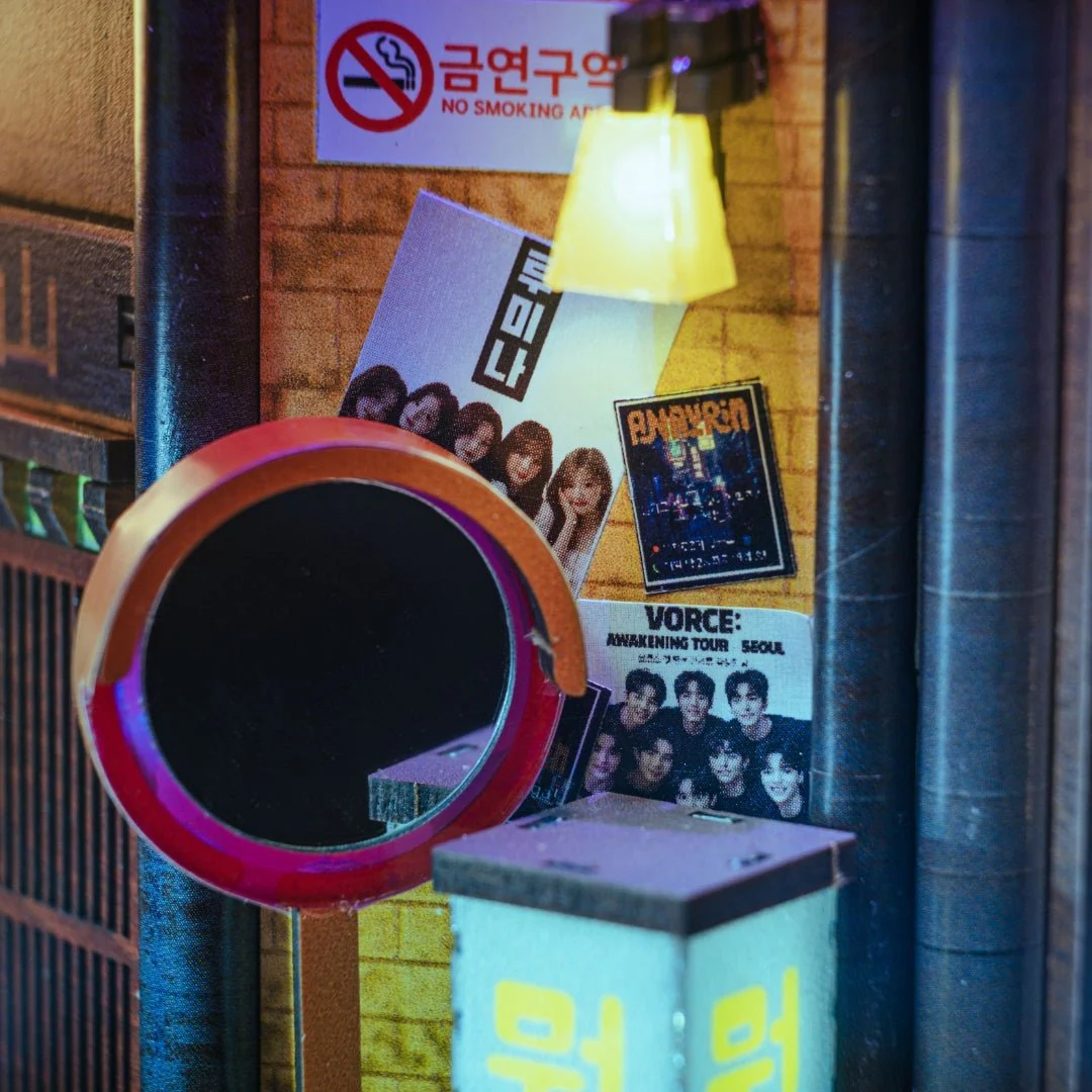 Seoul Hipjiro Book Nook Kit - Image 8